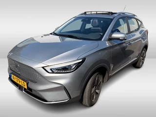 MG ZS EV MG EV Long Range Luxury 70 kWh / Panoramadak / Camera / Leder / CarPlay / Keyless / 17'' / Stoelverwarming / Dodehoek / DAB / ACC