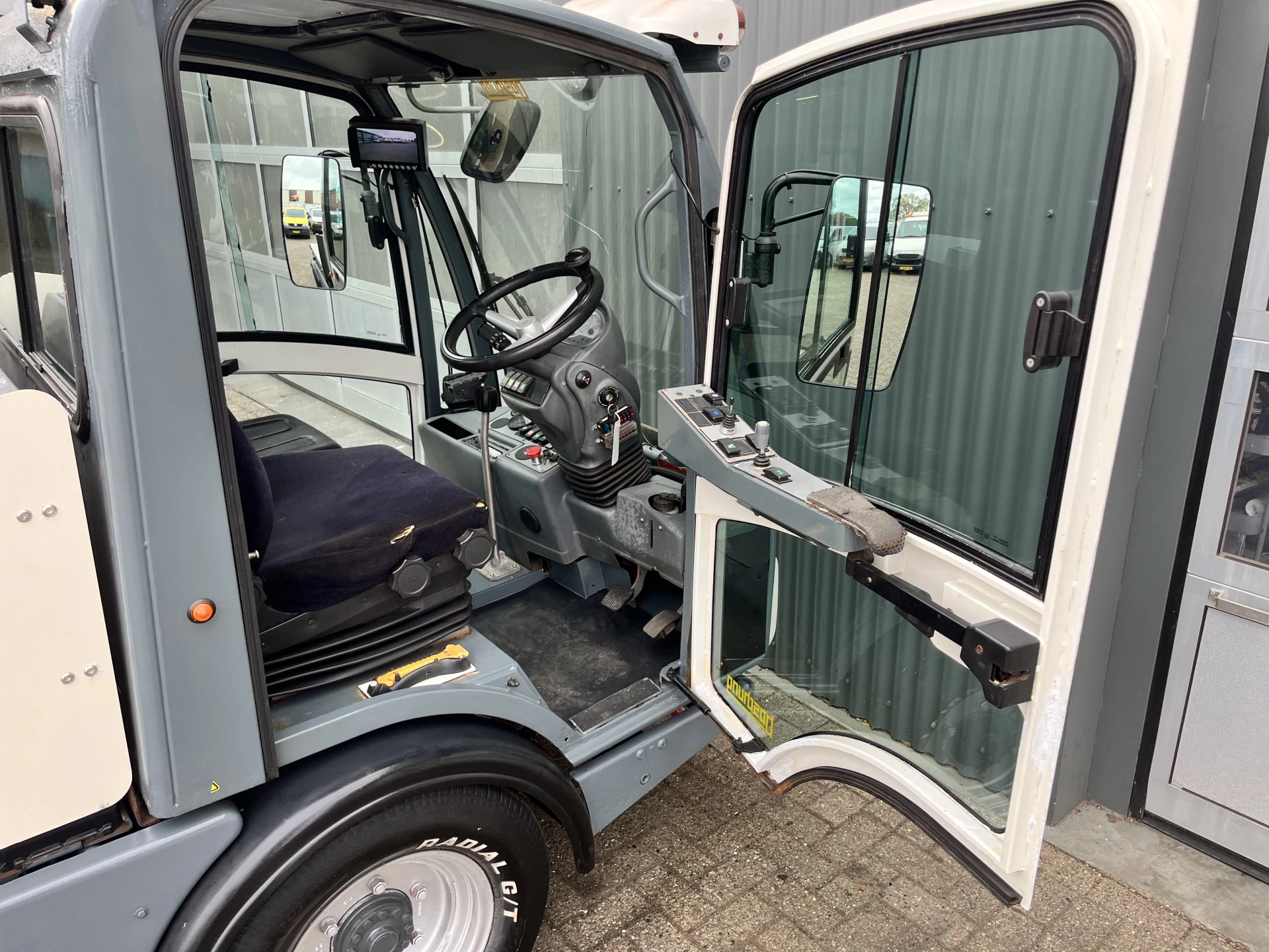 Hoofdafbeelding boschung P4T