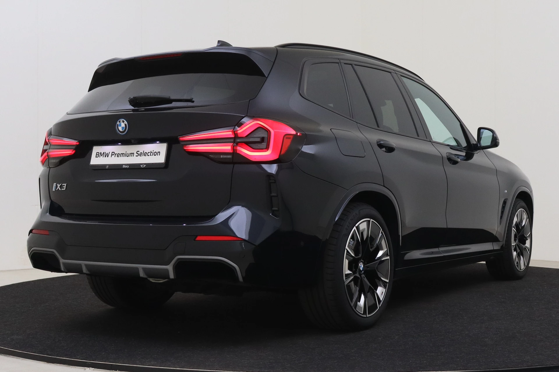 Hoofdafbeelding BMW iX3