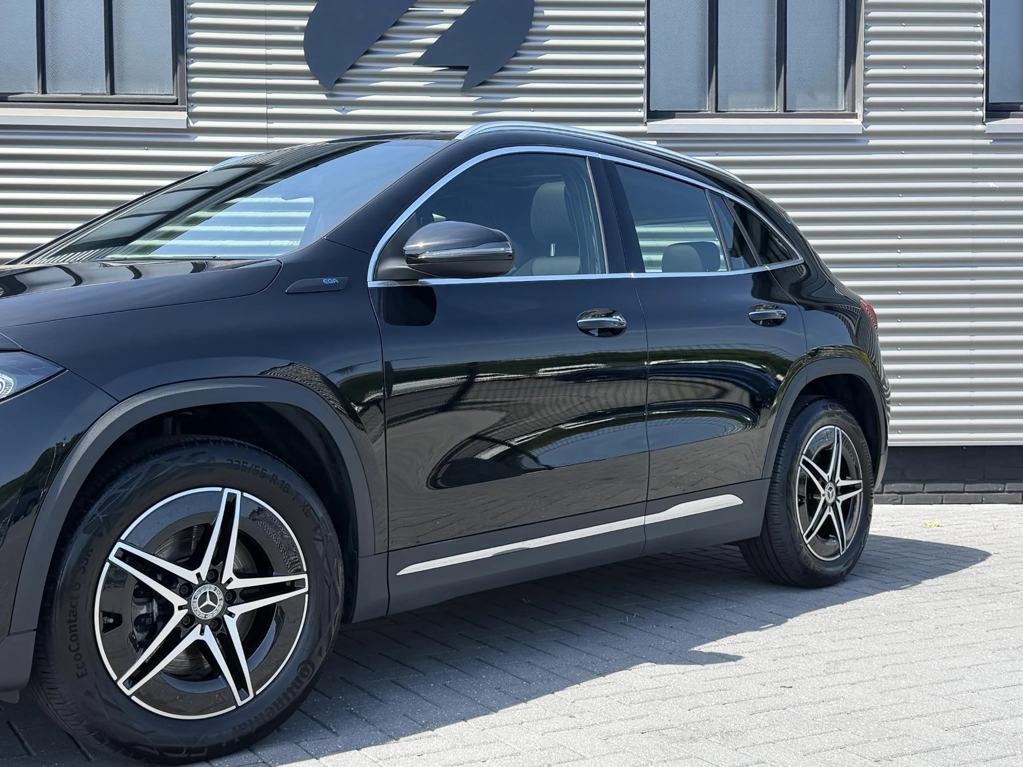 Hoofdafbeelding Mercedes-Benz EQA