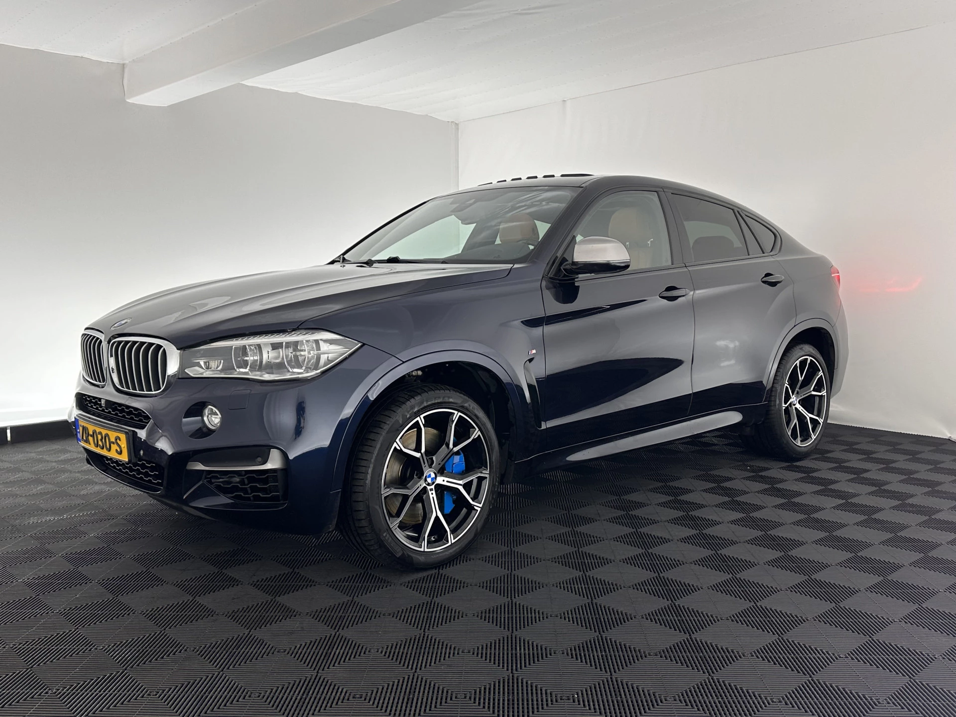 Hoofdafbeelding BMW X6