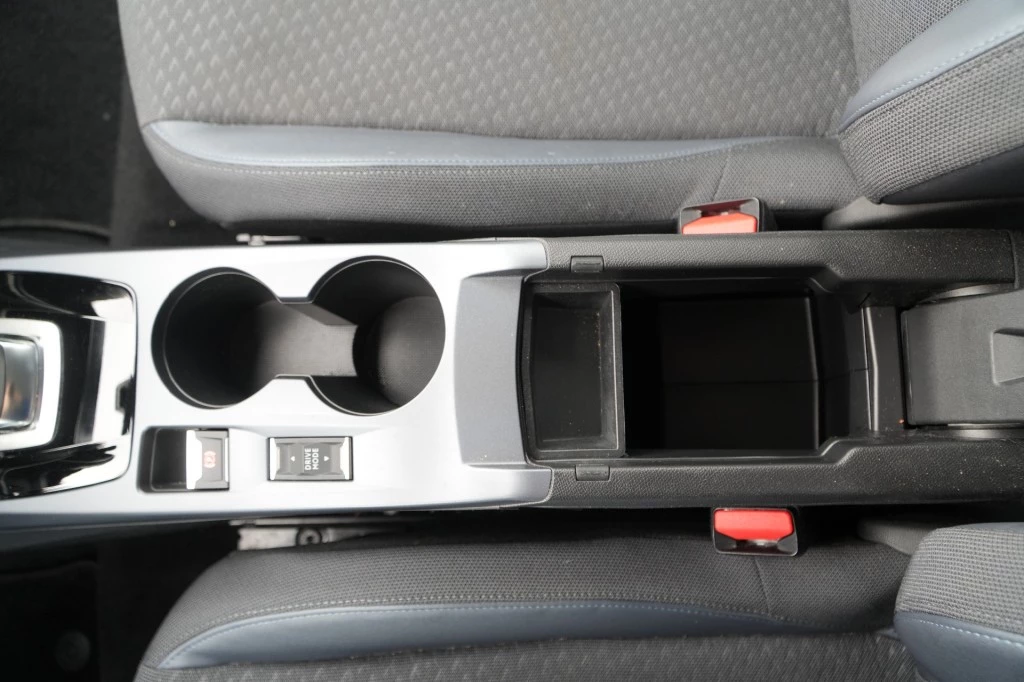 Hoofdafbeelding Peugeot e-2008
