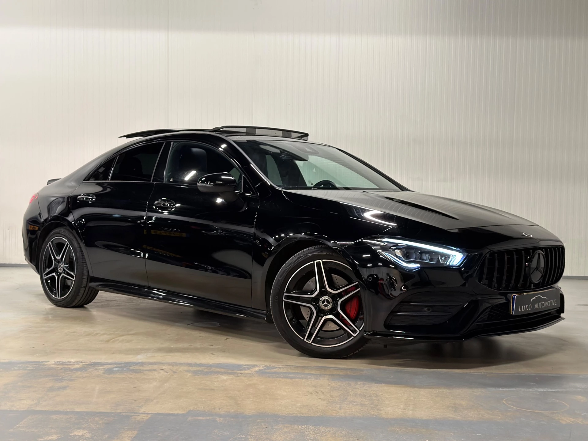 Hoofdafbeelding Mercedes-Benz CLA