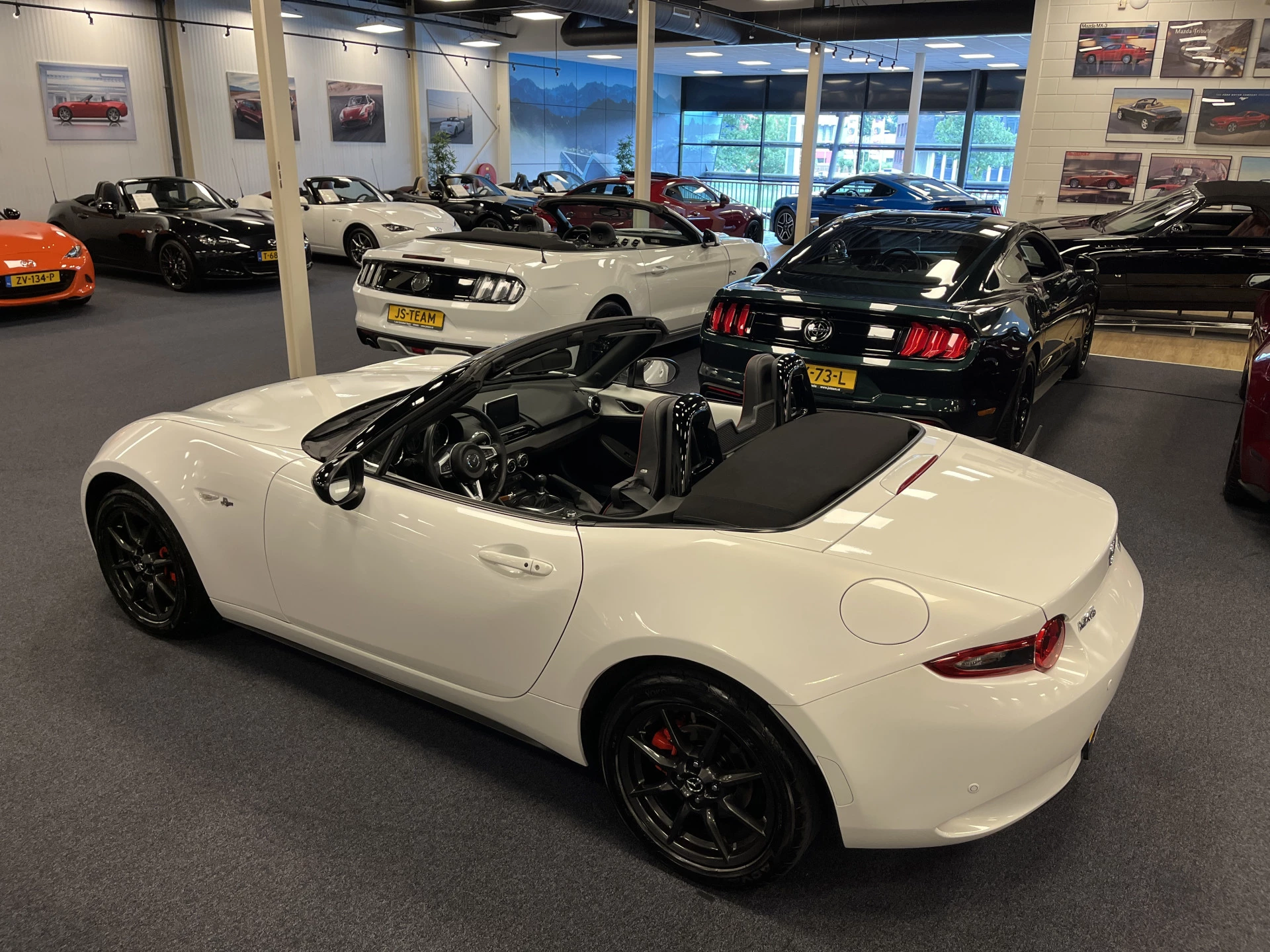 Hoofdafbeelding Mazda MX-5
