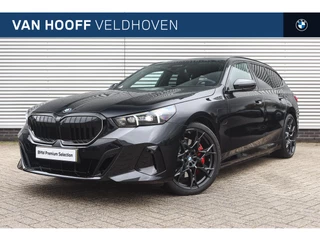 BMW 5 Serie Touring 550e xDrive M Sport Automaat / Panoramadak / Bowers & Wilkins / M Multifunctionele Stoelen / Adaptief M Onderstel Professional / Parking Assistant Plus / Suurverwarming