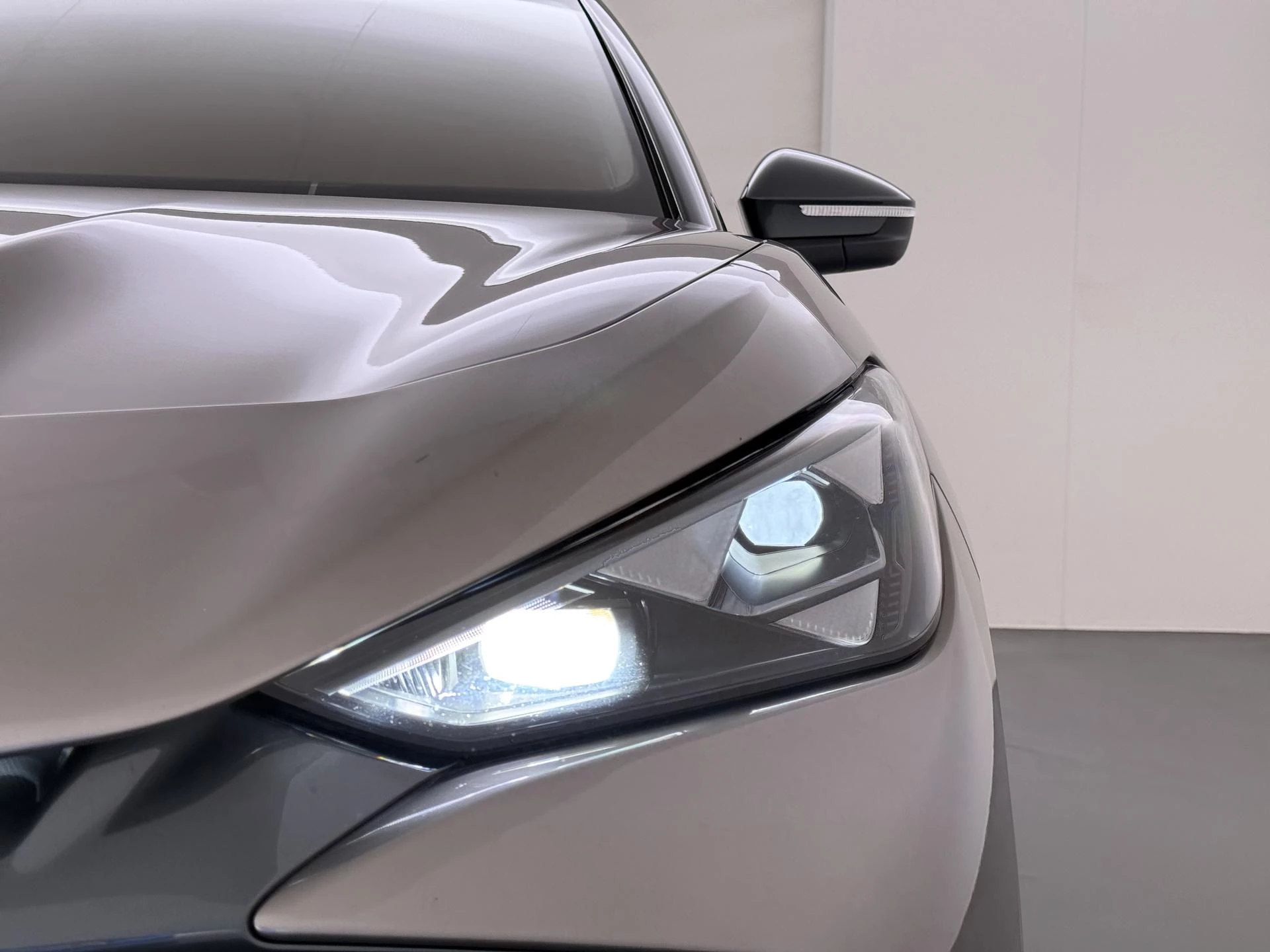 Hoofdafbeelding CUPRA Tavascan
