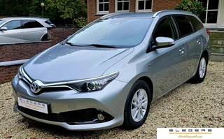 Hoofdafbeelding Toyota Auris Toyota Auris Touring Sports 1.8 Hybrid Energy Plus  Afneembare Trekhaak  Lederen bekleding Stoelverwarming