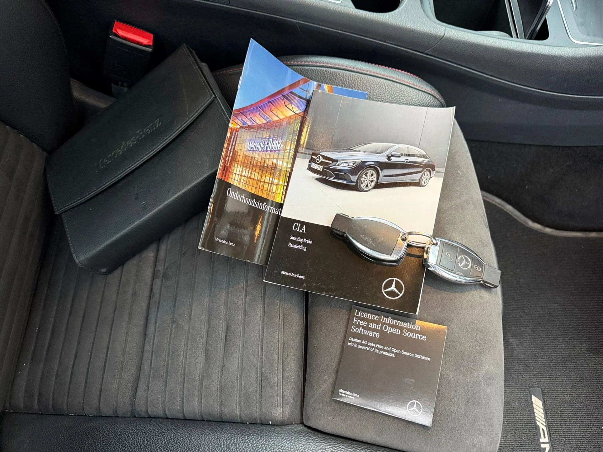 Hoofdafbeelding Mercedes-Benz CLA