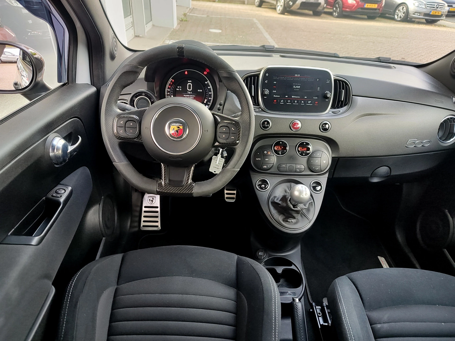 Hoofdafbeelding Abarth 595