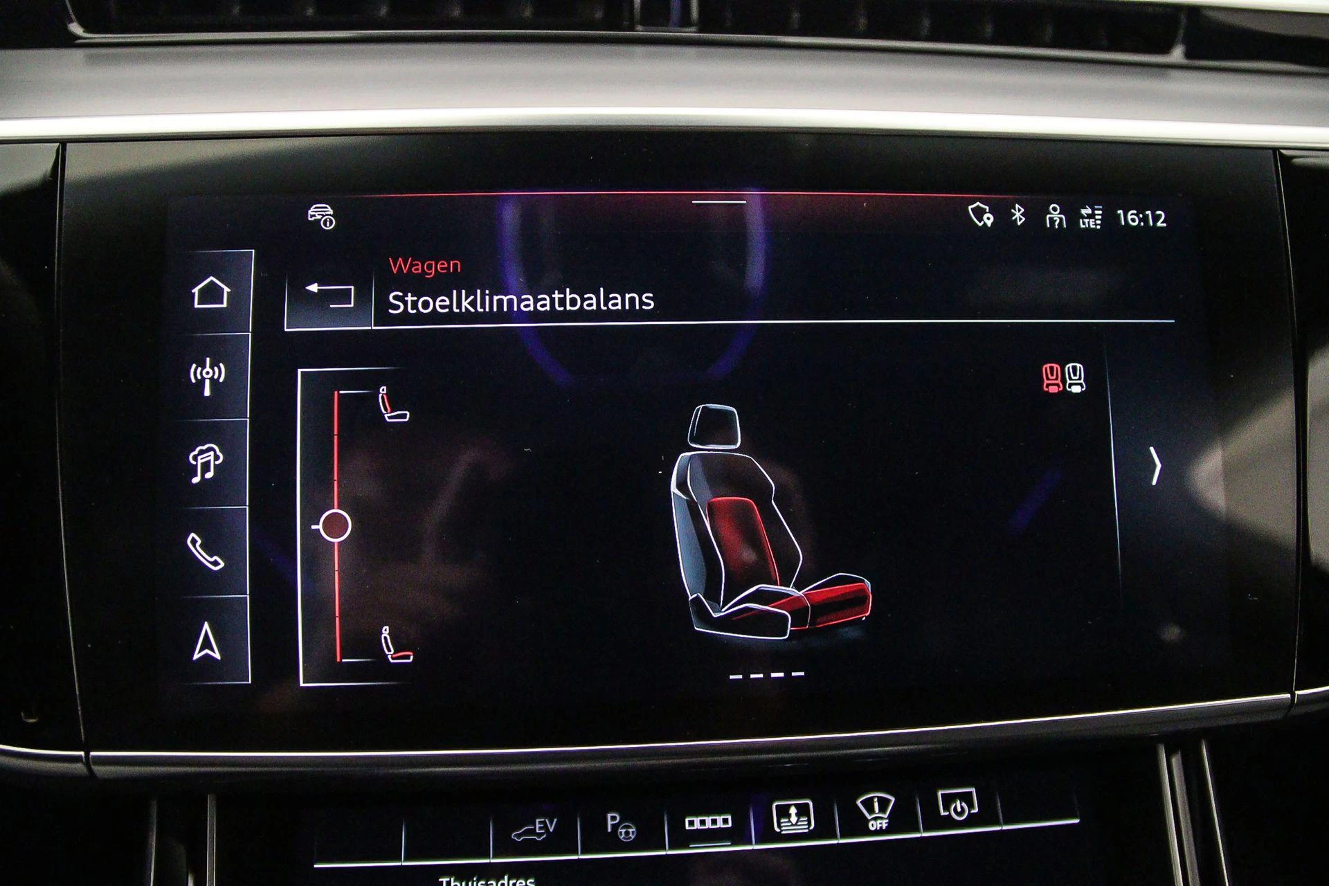 Hoofdafbeelding Audi A8