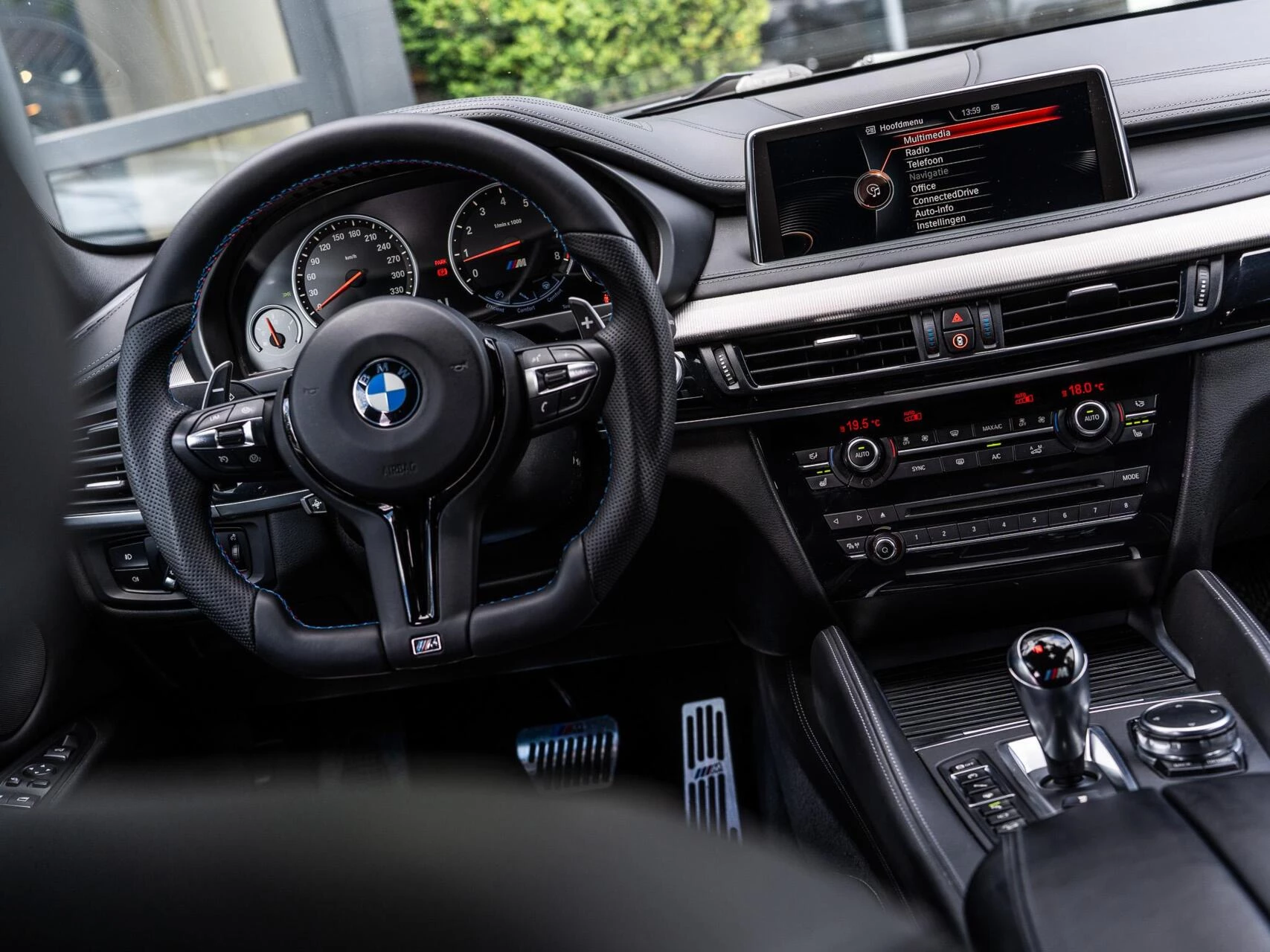 Hoofdafbeelding BMW X6