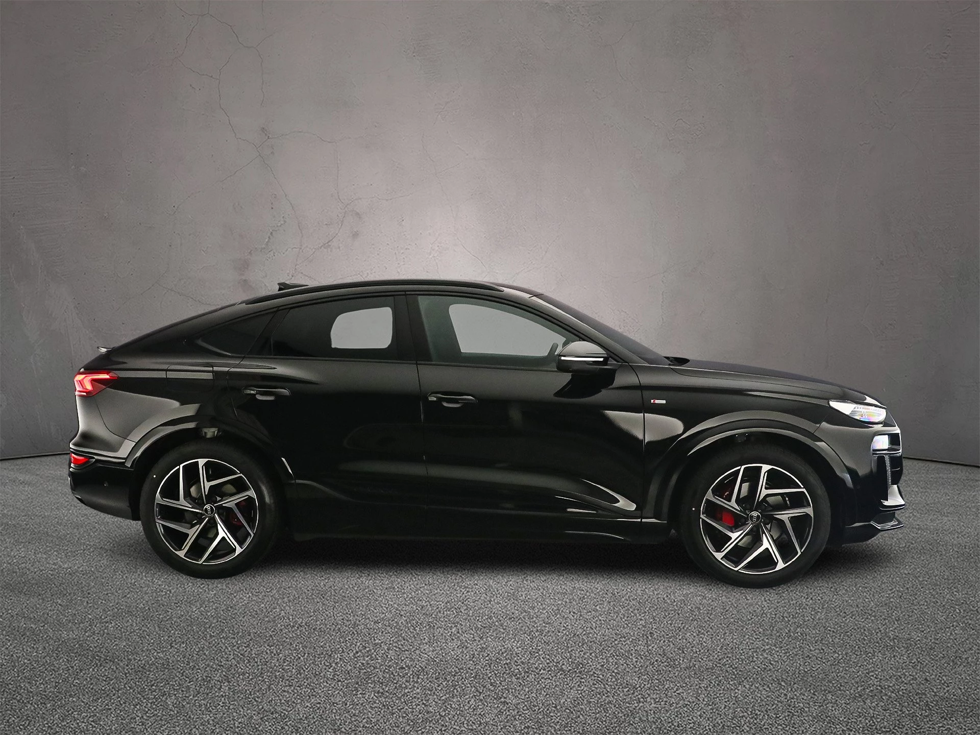 Hoofdafbeelding Audi Q6 e-tron