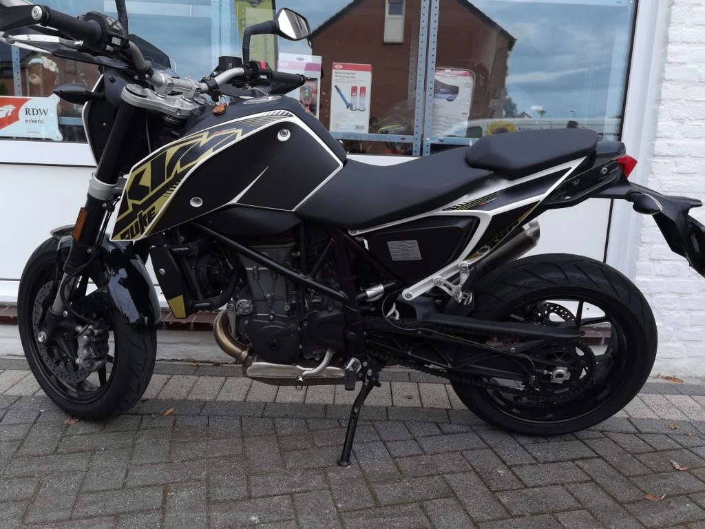 Hoofdafbeelding KTM 690