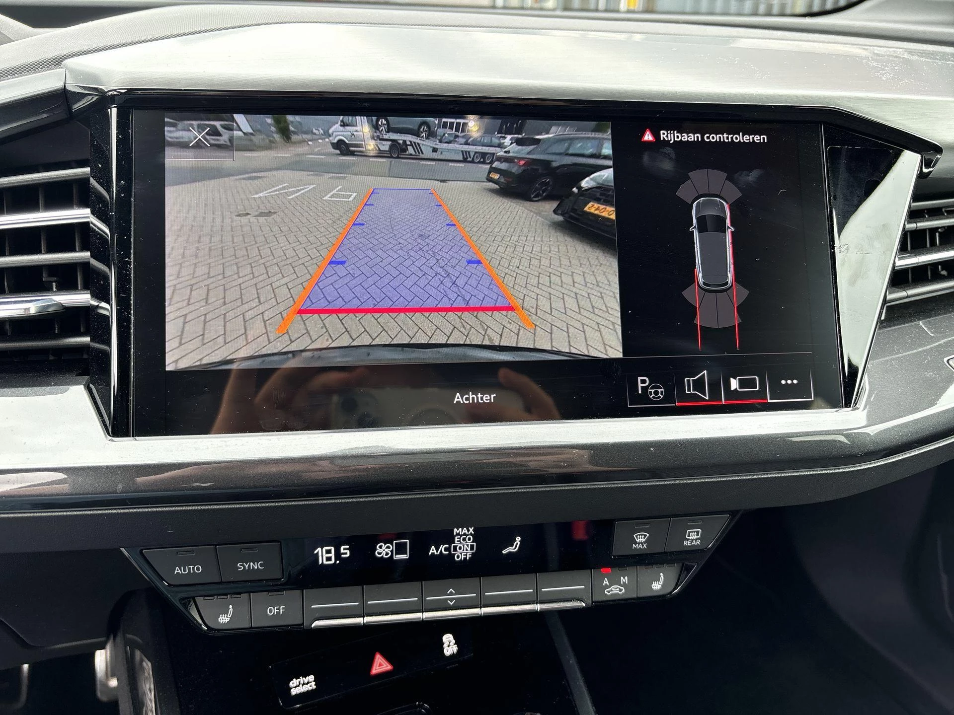 Hoofdafbeelding Audi Q4 e-tron