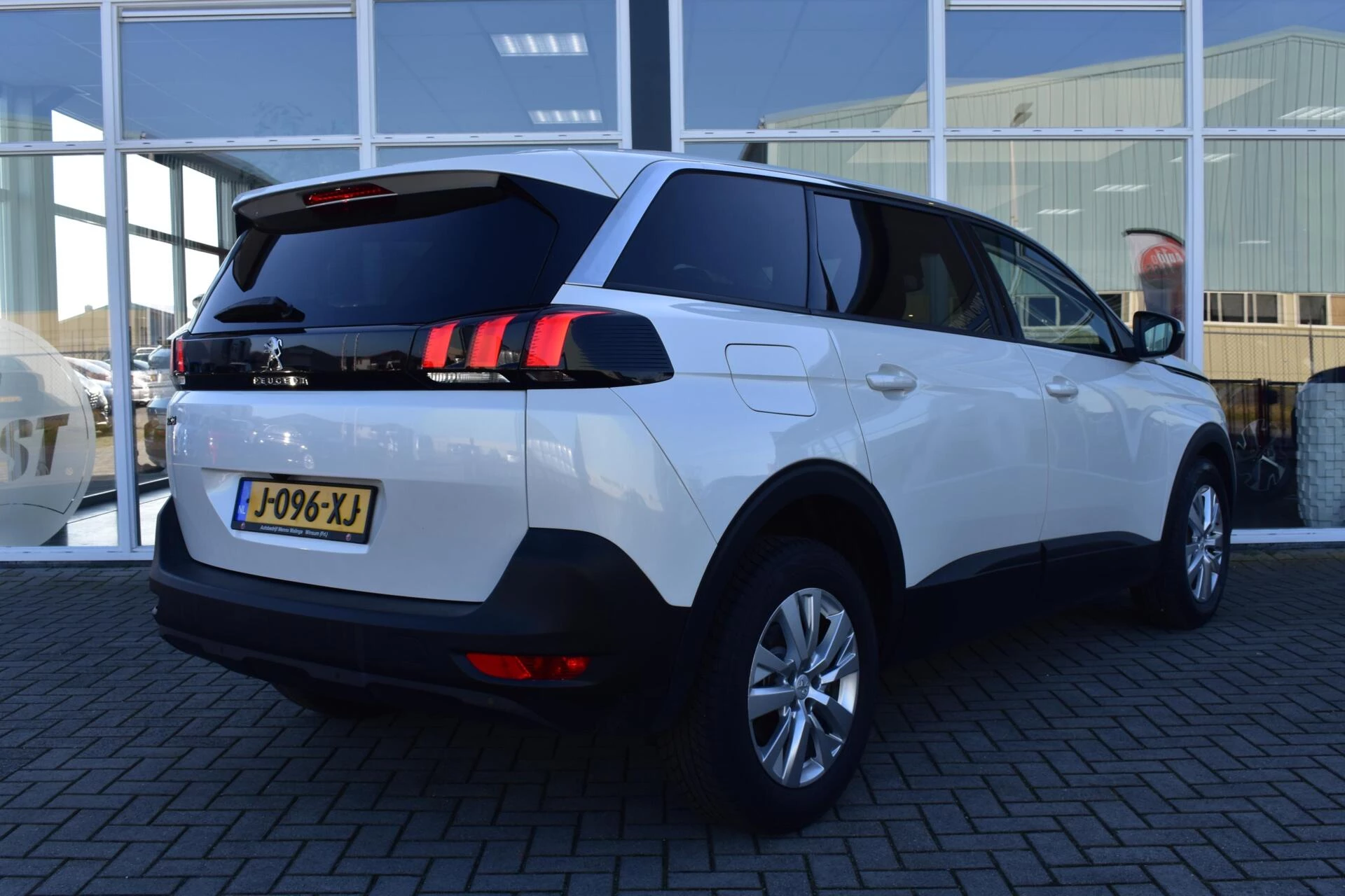 Hoofdafbeelding Peugeot 5008