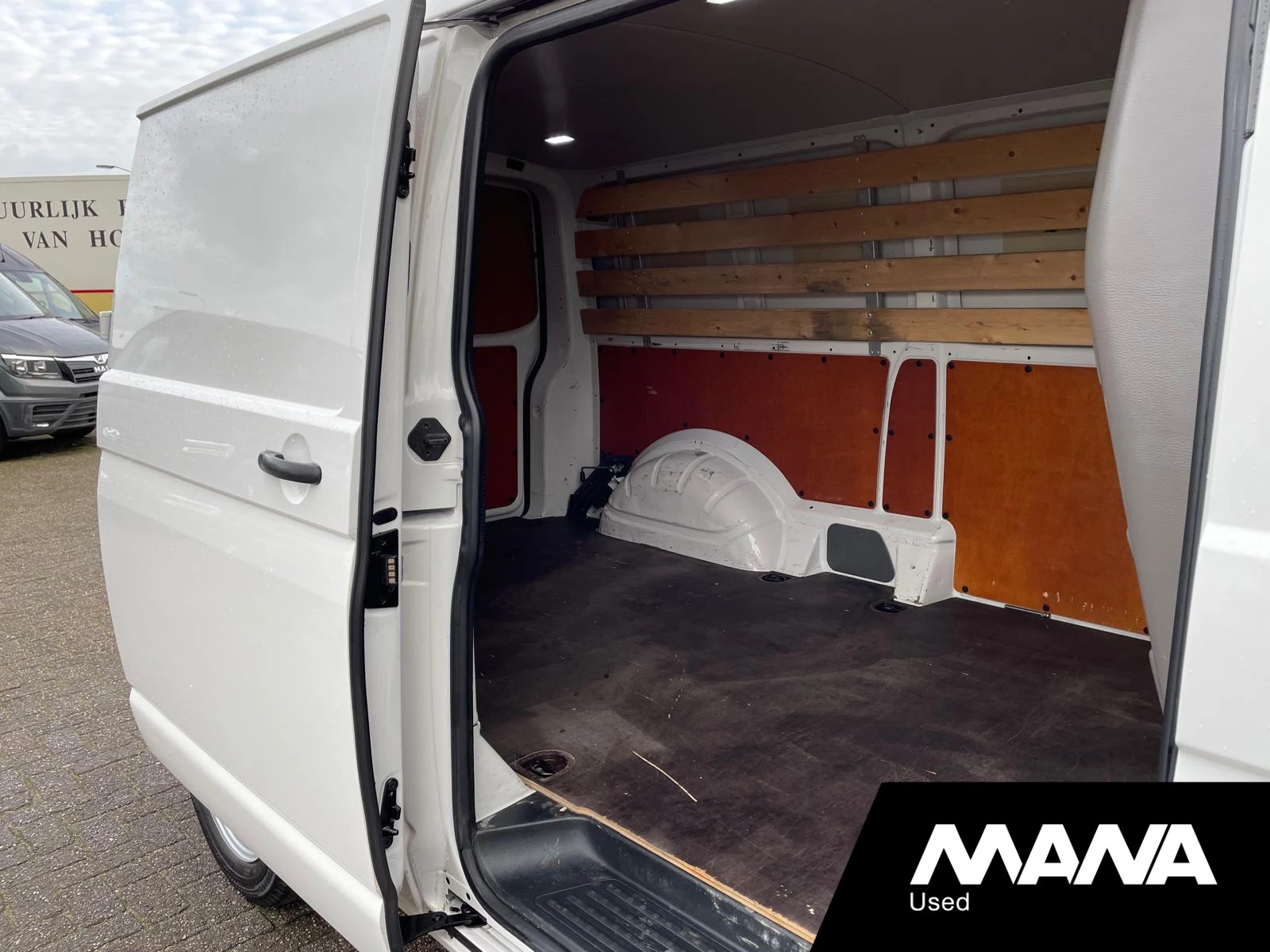 Hoofdafbeelding Volkswagen Transporter