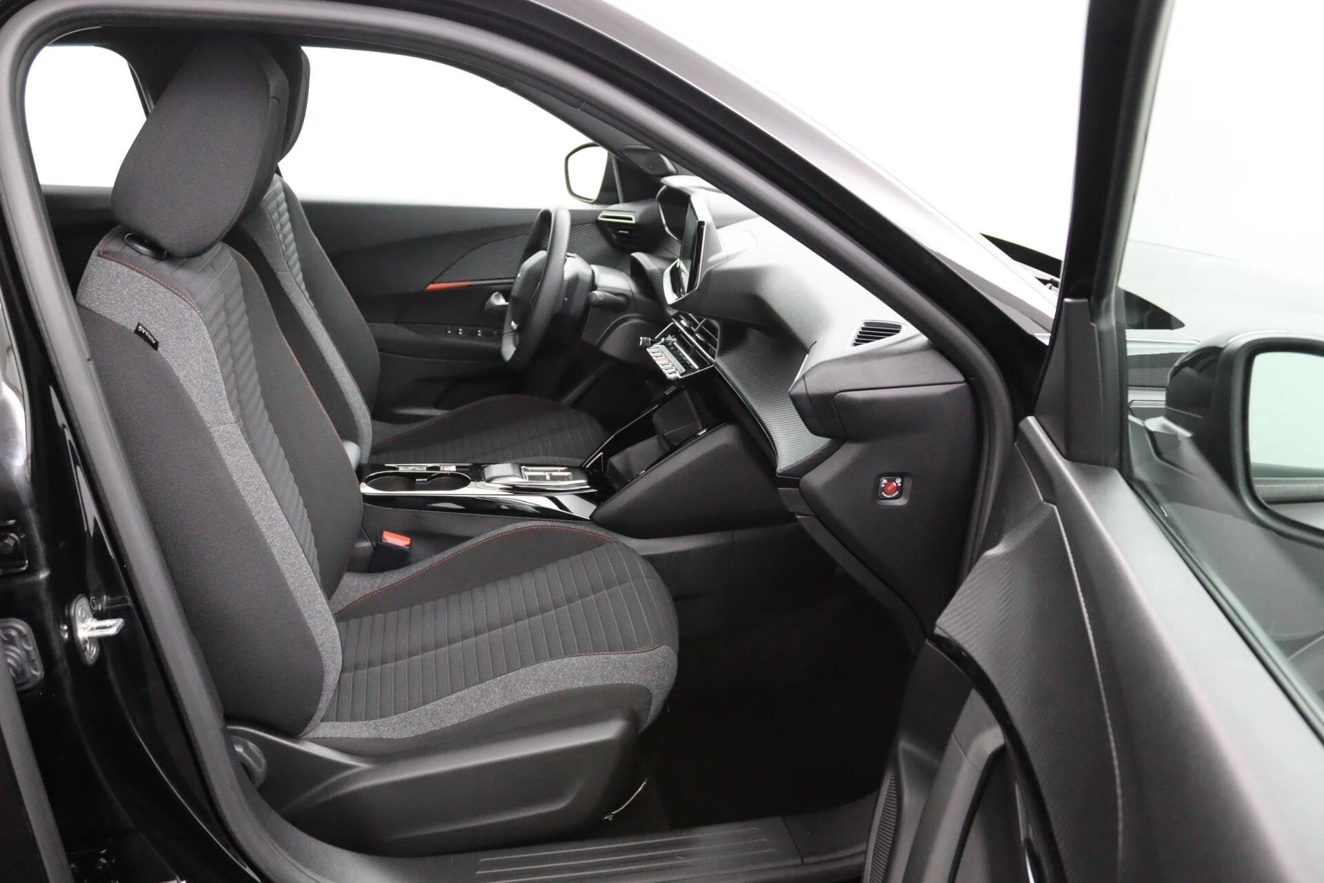 Hoofdafbeelding Peugeot e-2008