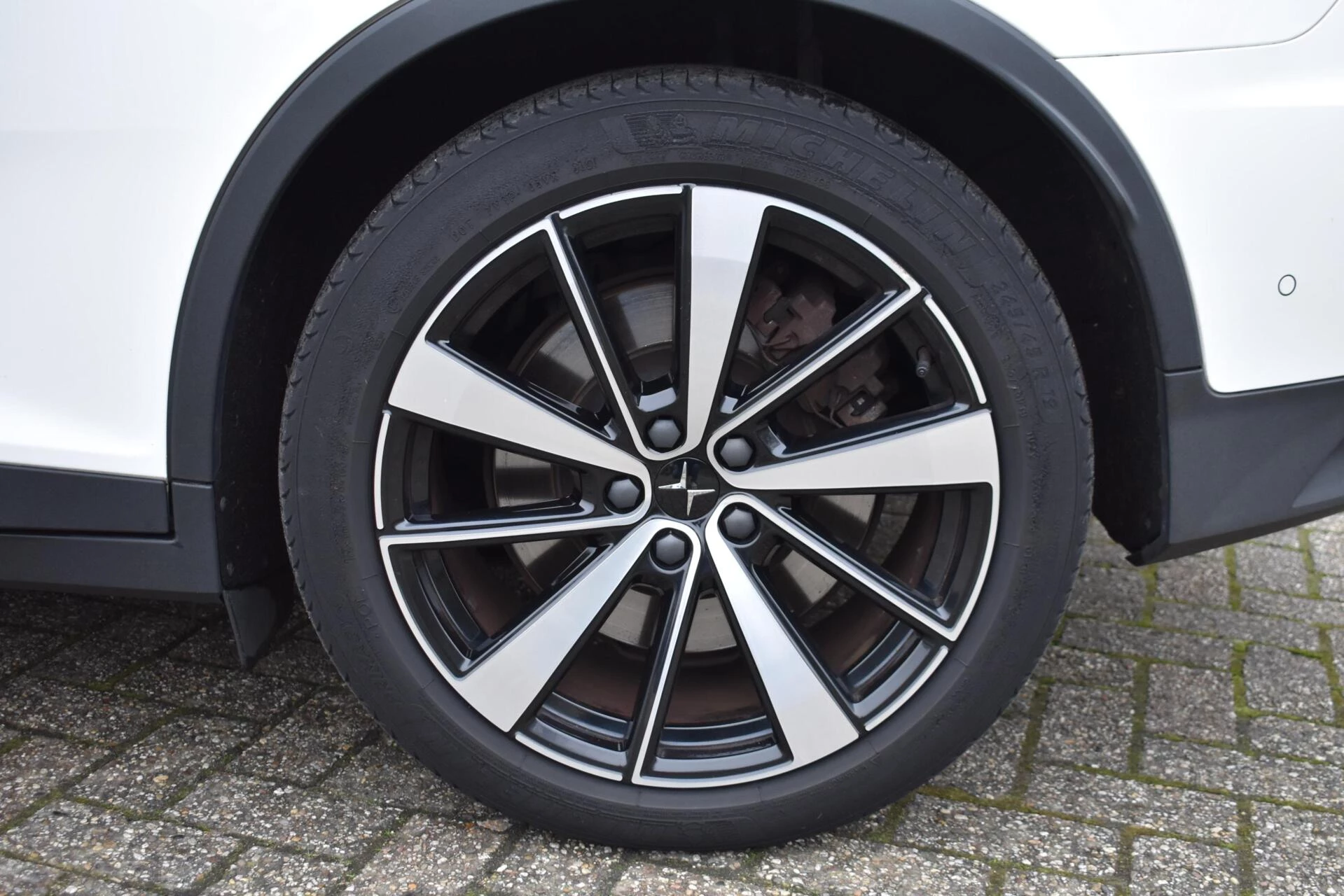 Hoofdafbeelding Polestar 2