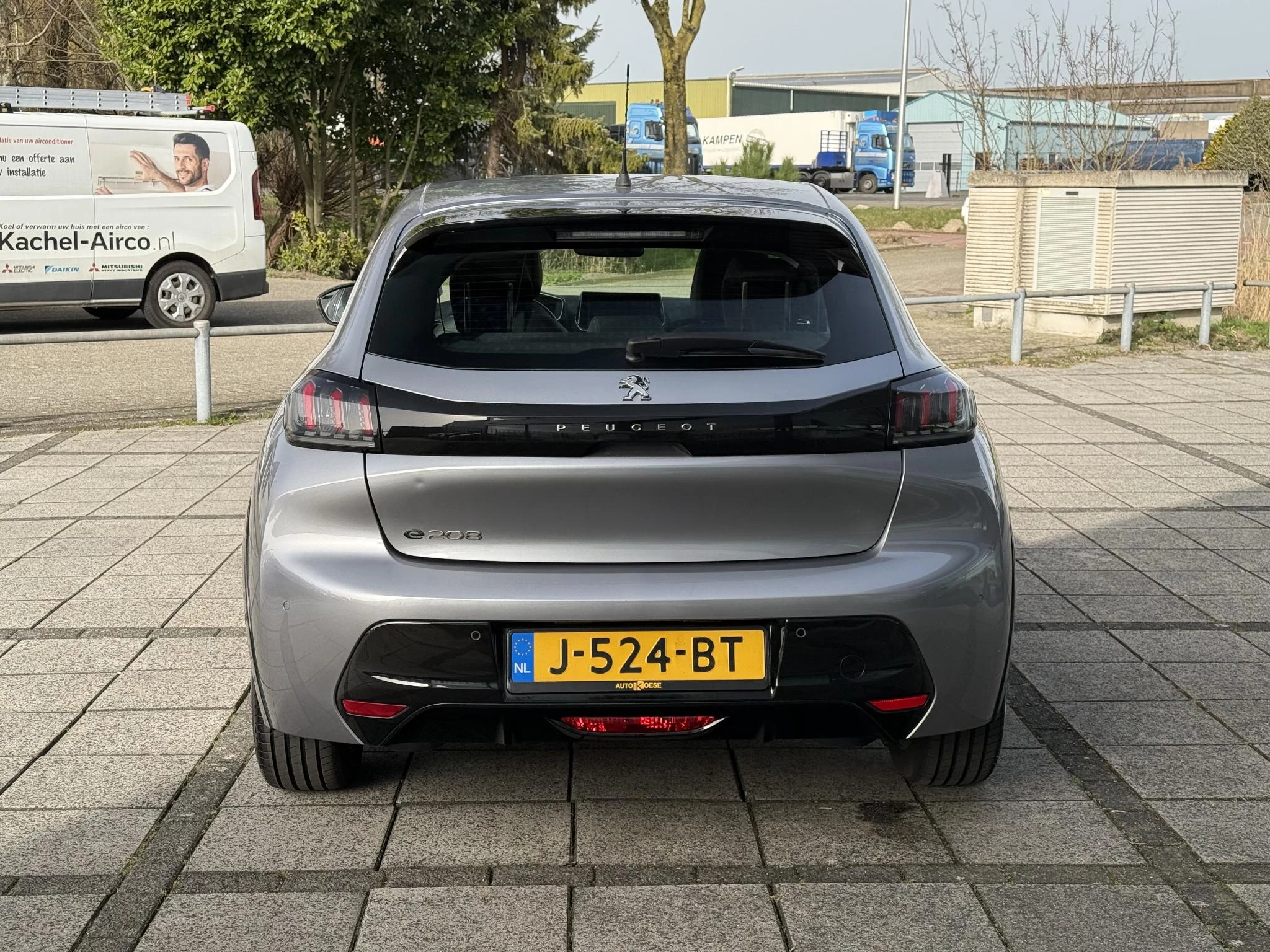 Hoofdafbeelding Peugeot e-208