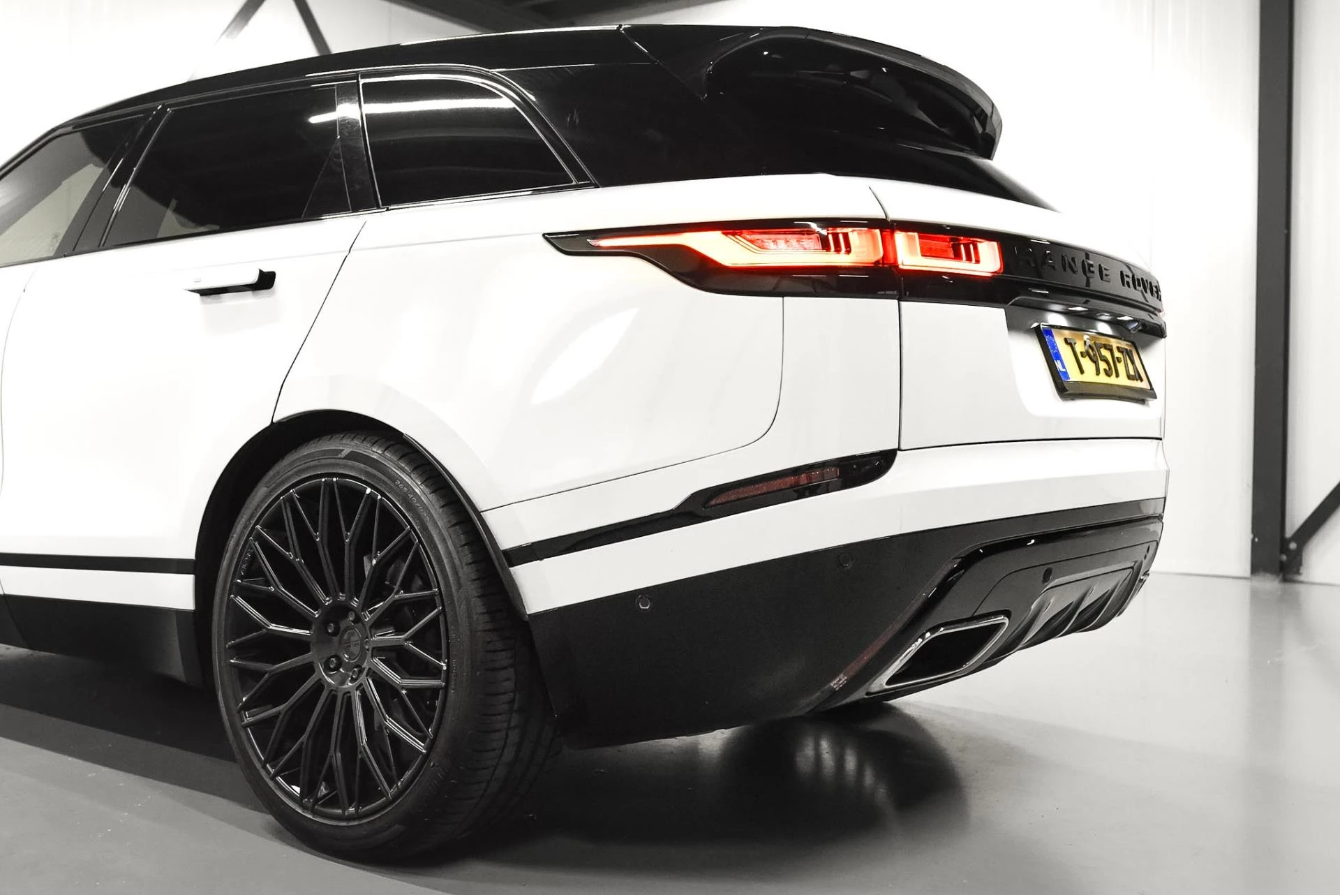 Hoofdafbeelding Land Rover Range Rover Velar
