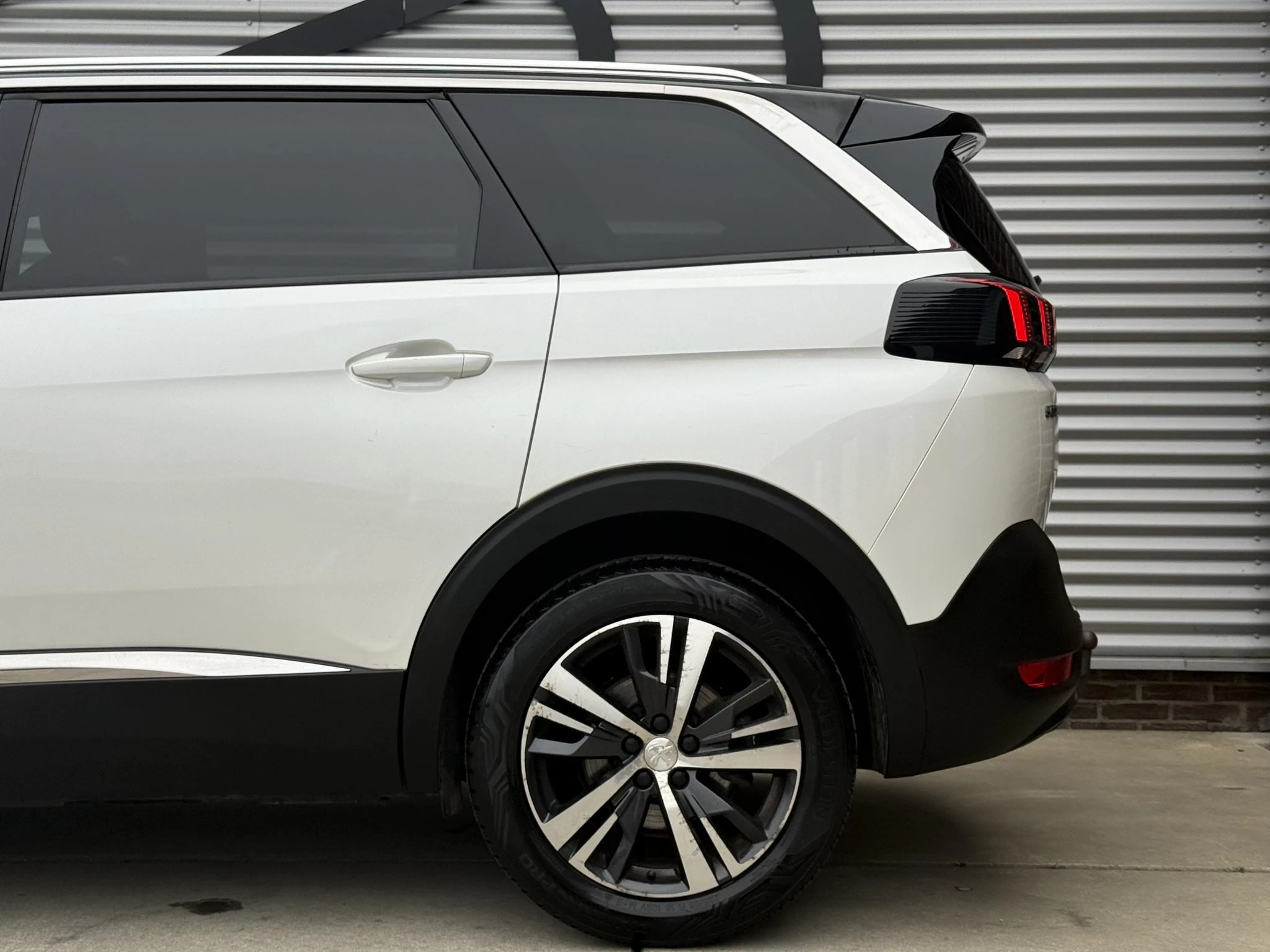 Hoofdafbeelding Peugeot 5008