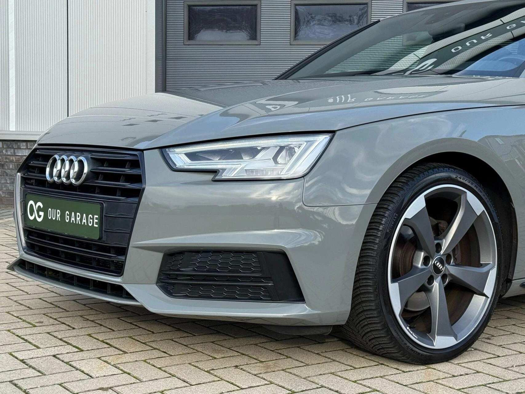 Hoofdafbeelding Audi A4