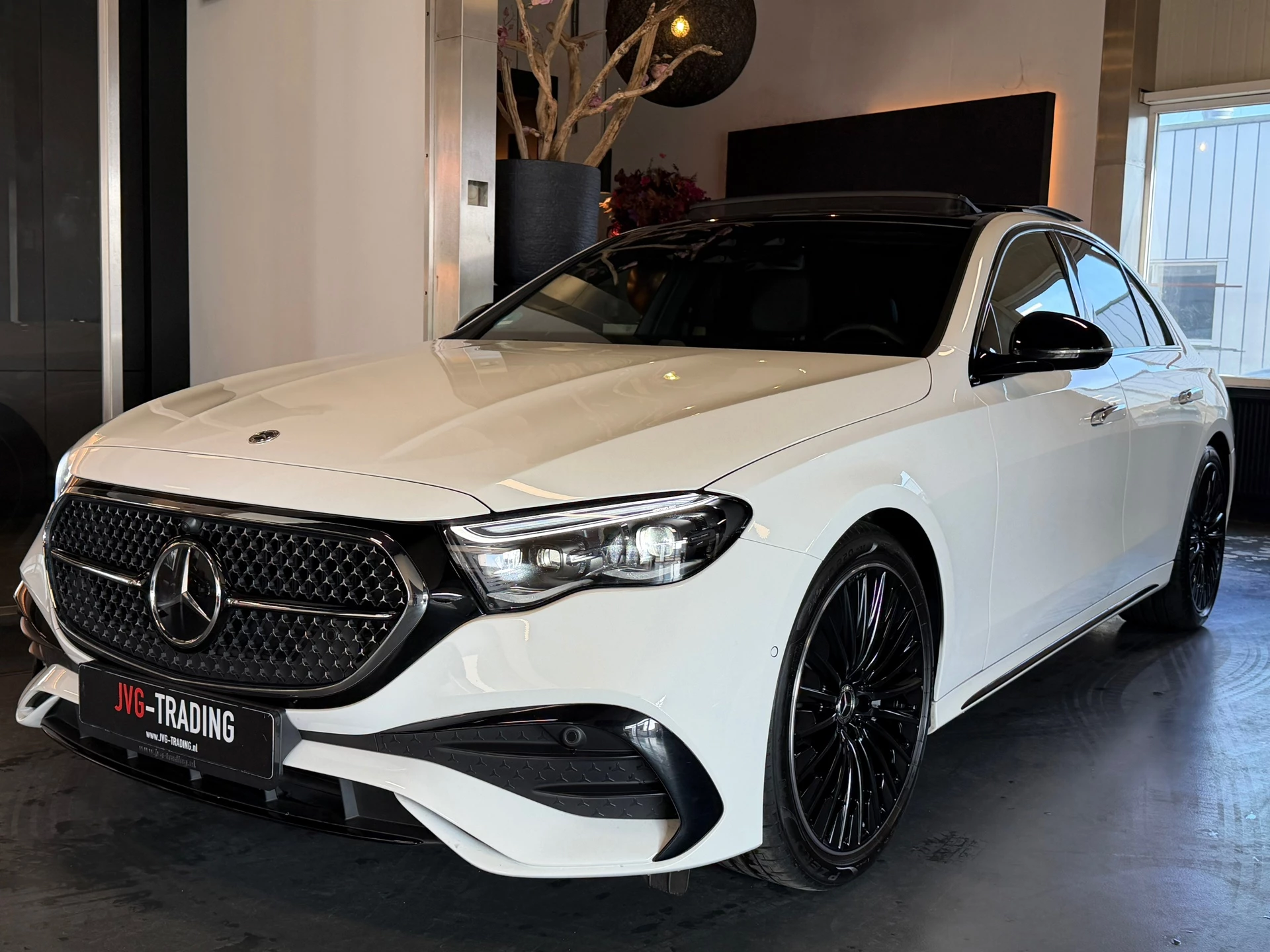Hoofdafbeelding Mercedes-Benz E-Klasse