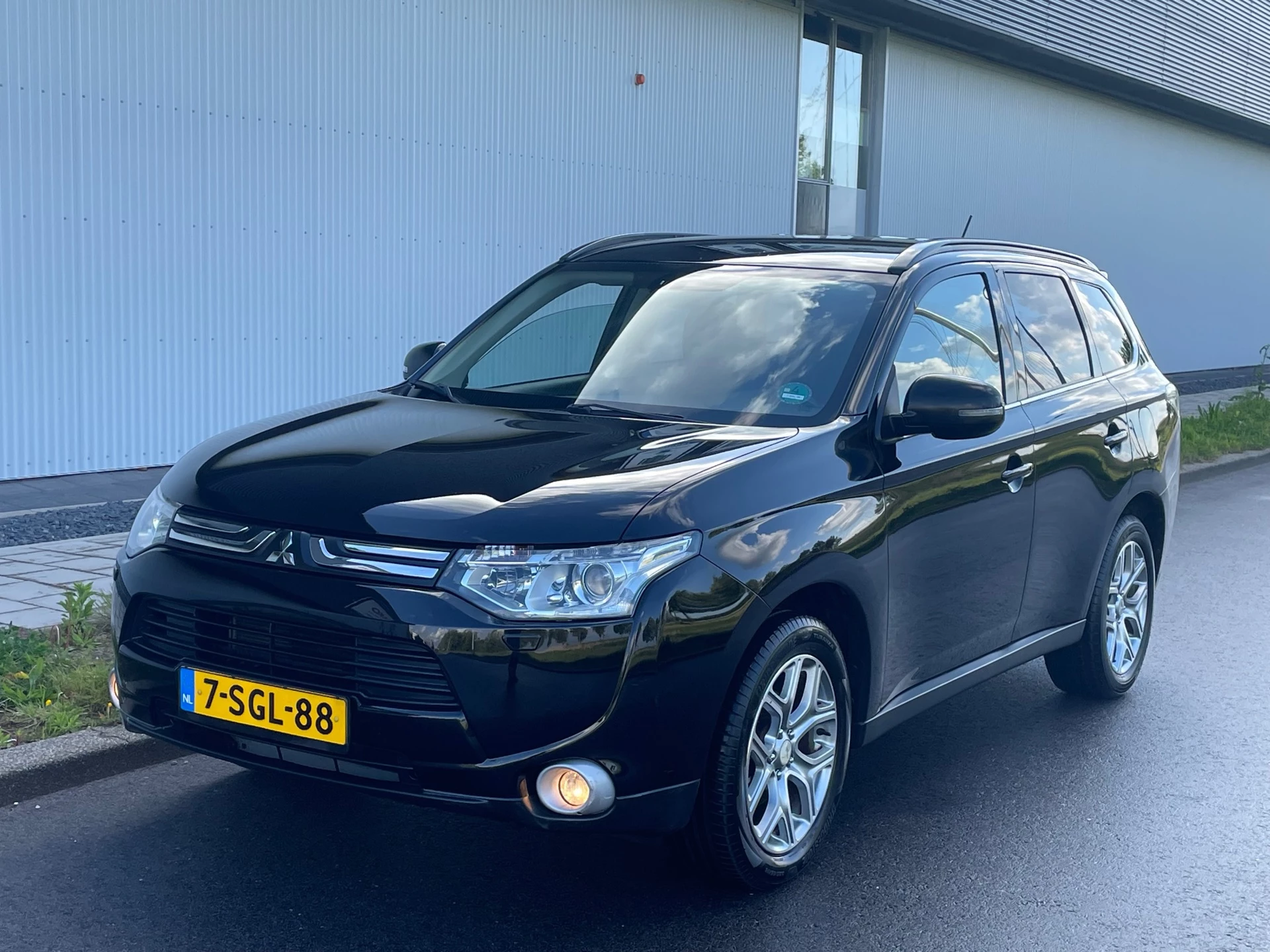 Hoofdafbeelding Mitsubishi Outlander