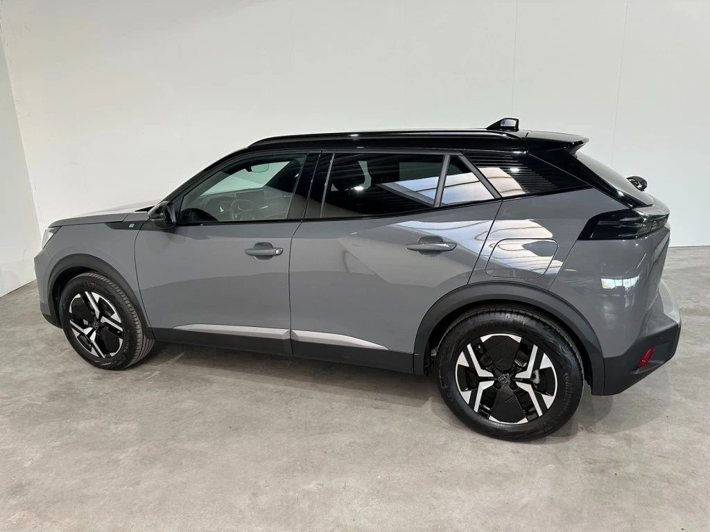 Hoofdafbeelding Peugeot e-2008