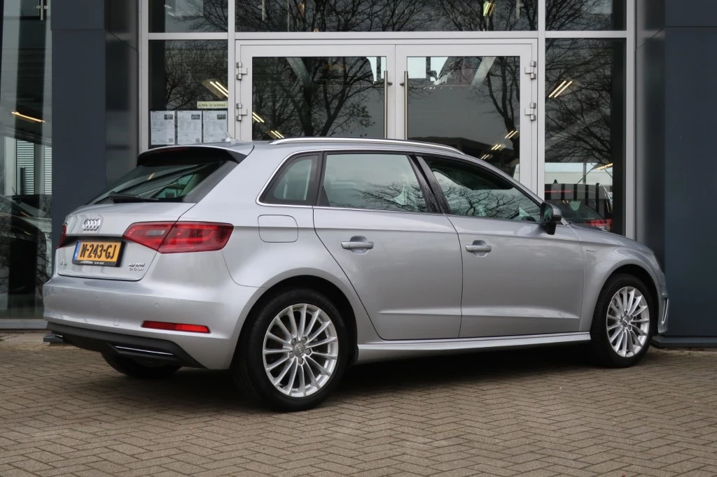 Hoofdafbeelding Audi e-tron