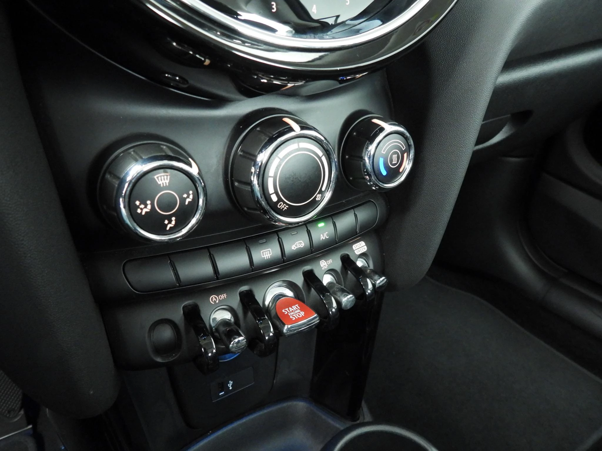 Hoofdafbeelding MINI 3-deurs