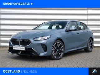 BMW 1 Serie 120 M Sport Automaat / Trekhaak / Sportstoelen / Comfort Access / M Adaptief onderstel / Adaptieve LED / Head-Up / Parking Assistant Plus / Live Cockpit Professional