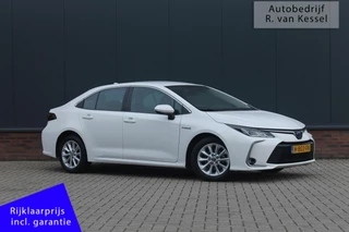 Toyota Corolla Sedan 1.8 Hybrid Active I 1e Eigenaar I NL-auto