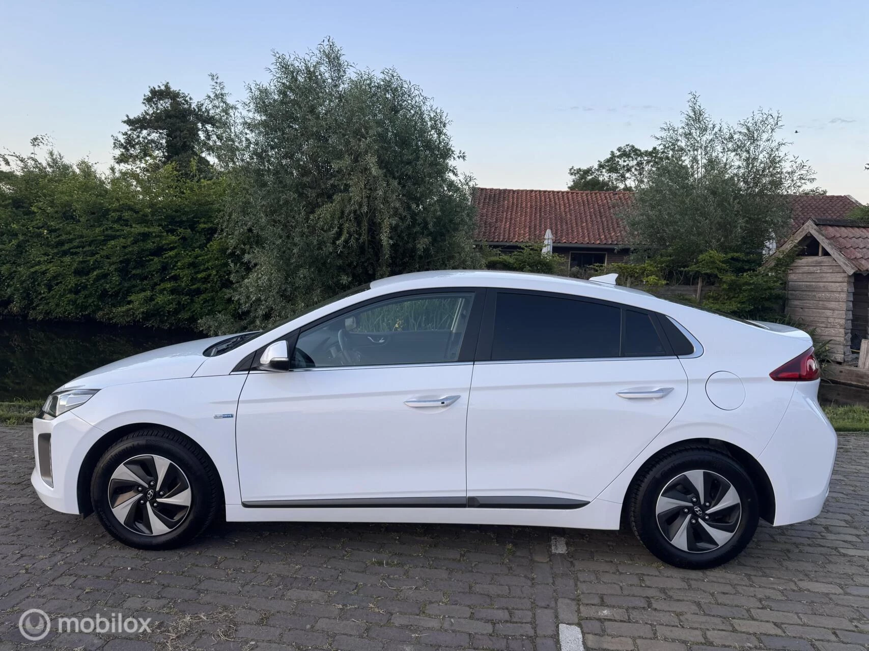 Hoofdafbeelding Hyundai IONIQ