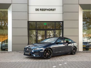 Jaguar XE P250 R-Dynamic S Schuif-/kanteldak | Verwarmbare voorstoelen | Black Pack