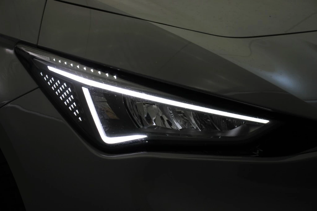 Hoofdafbeelding CUPRA Born