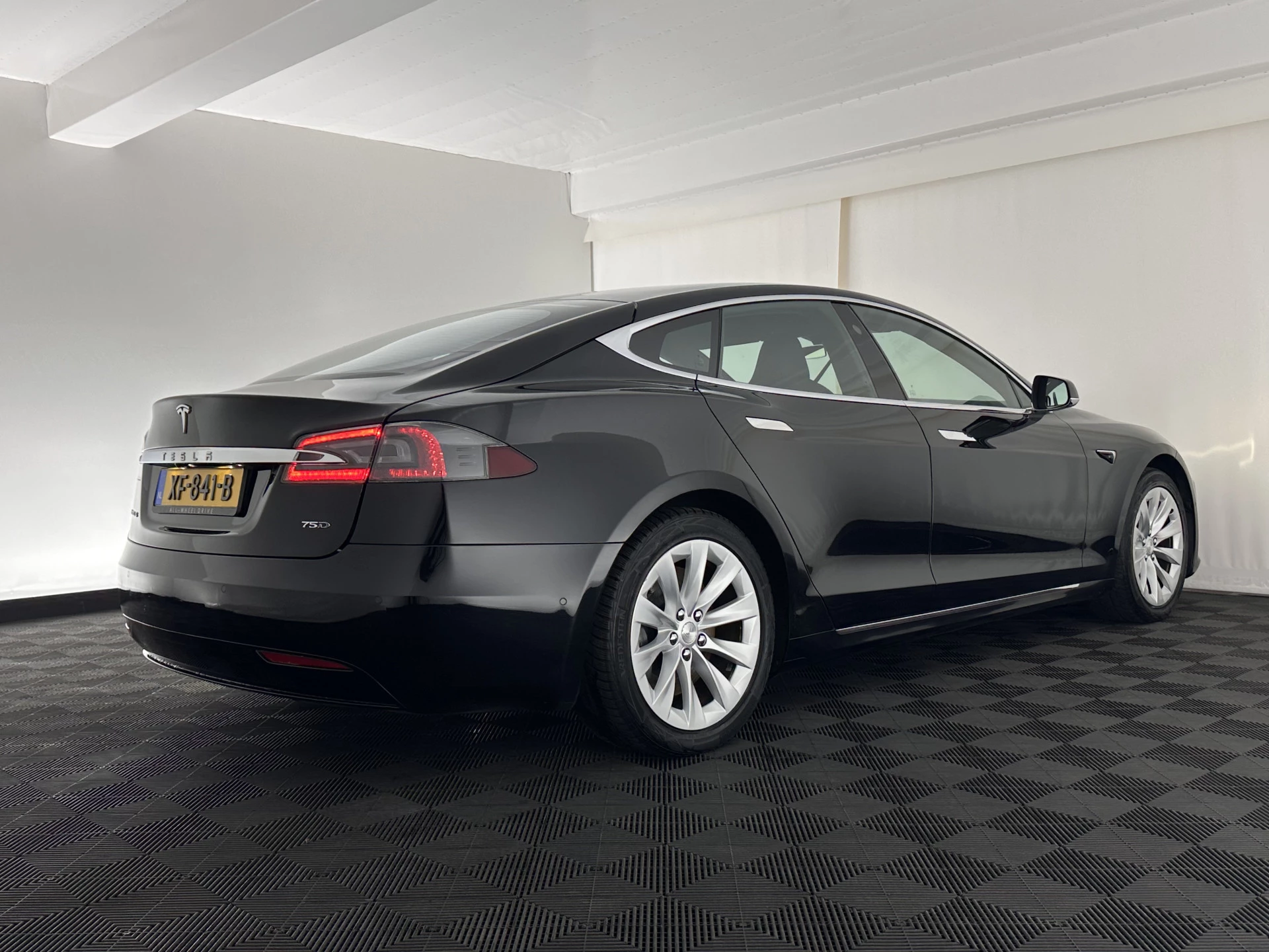 Hoofdafbeelding Tesla Model S