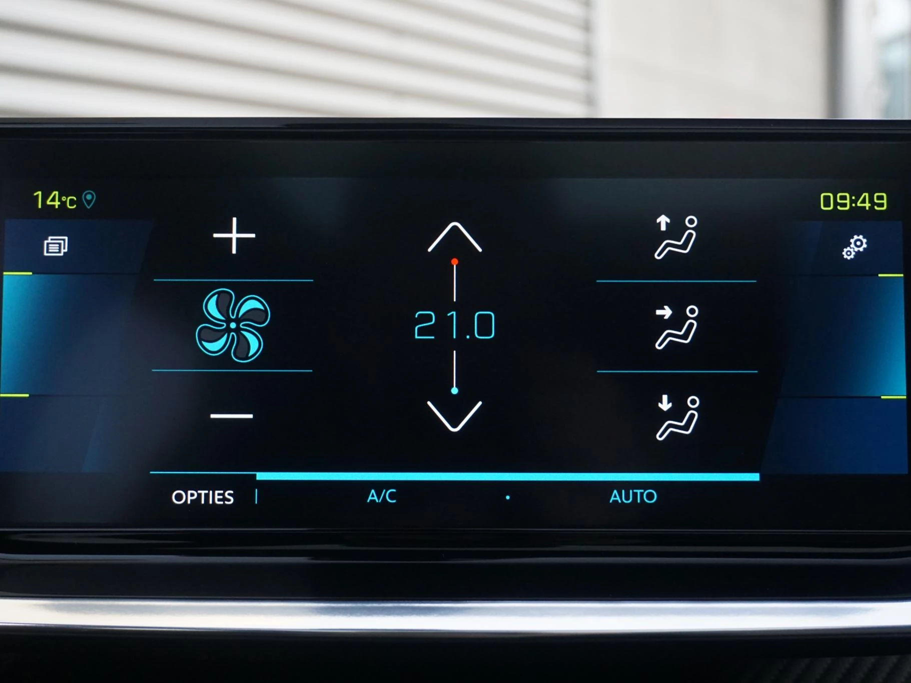 Hoofdafbeelding Peugeot e-208