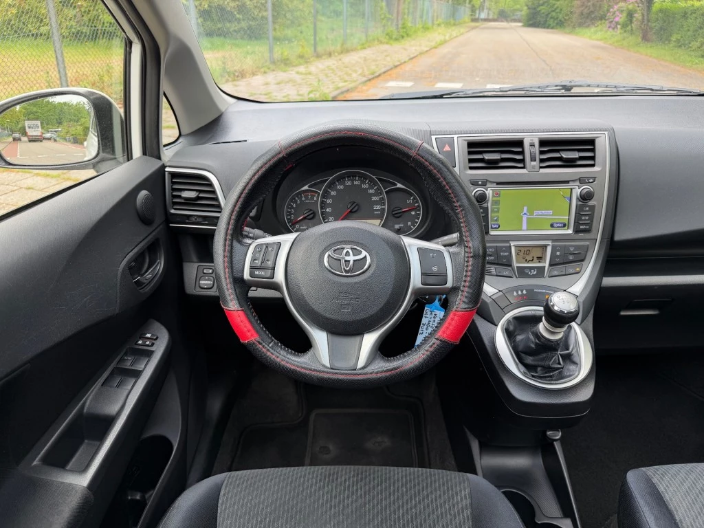Hoofdafbeelding Toyota Verso-S