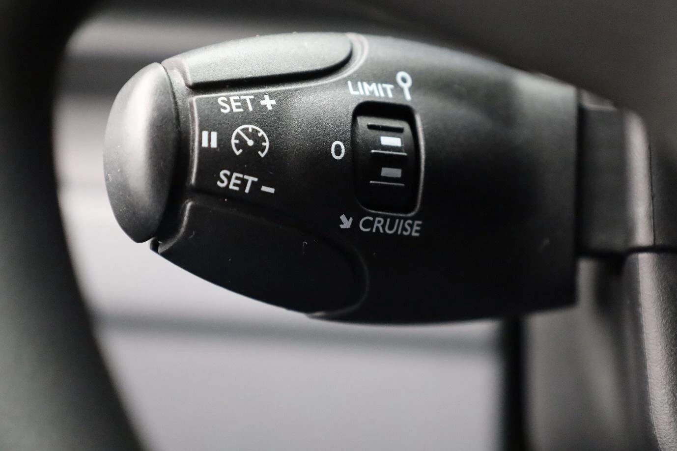 Hoofdafbeelding Peugeot e-Expert
