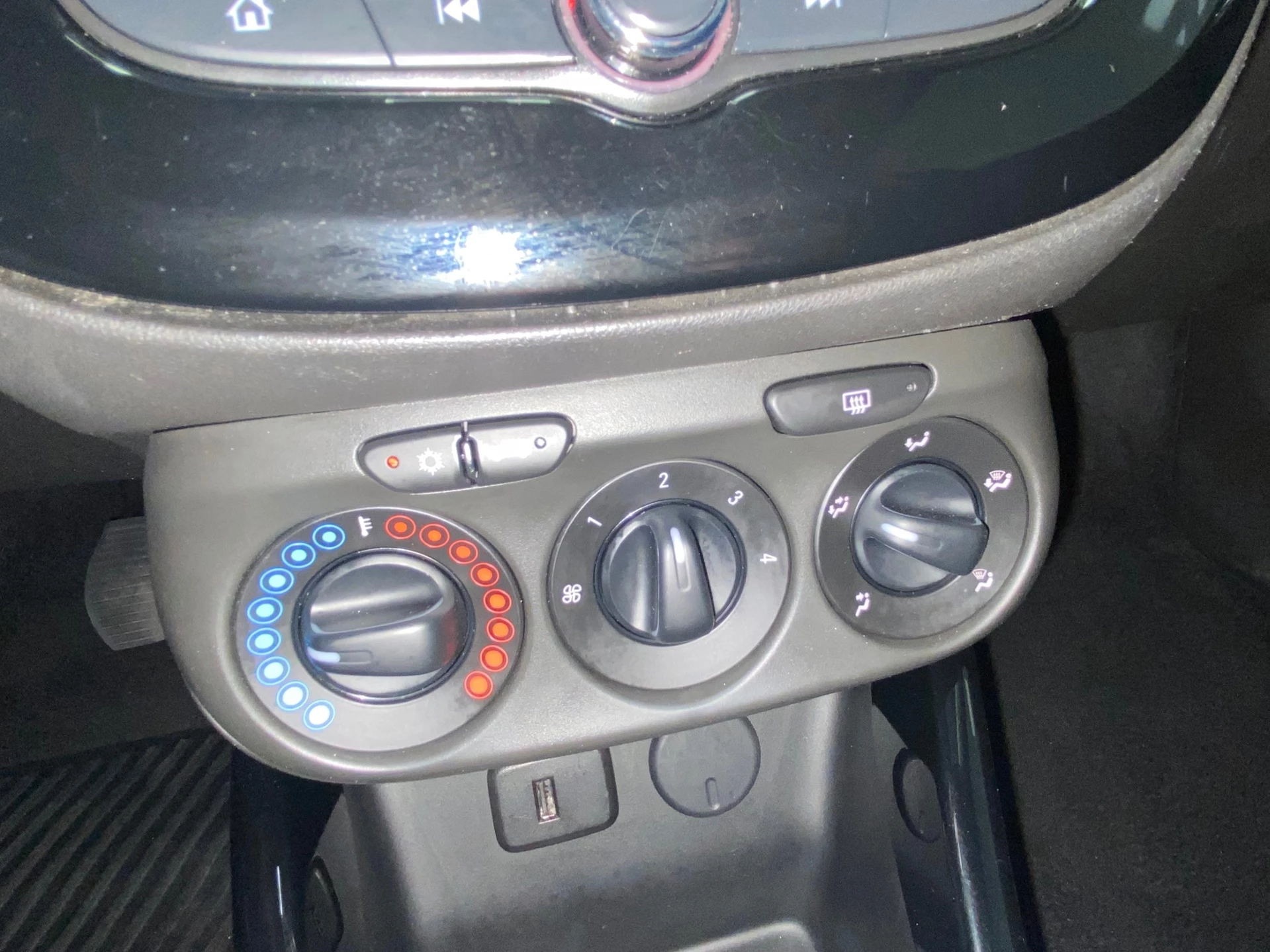 Hoofdafbeelding Opel ADAM