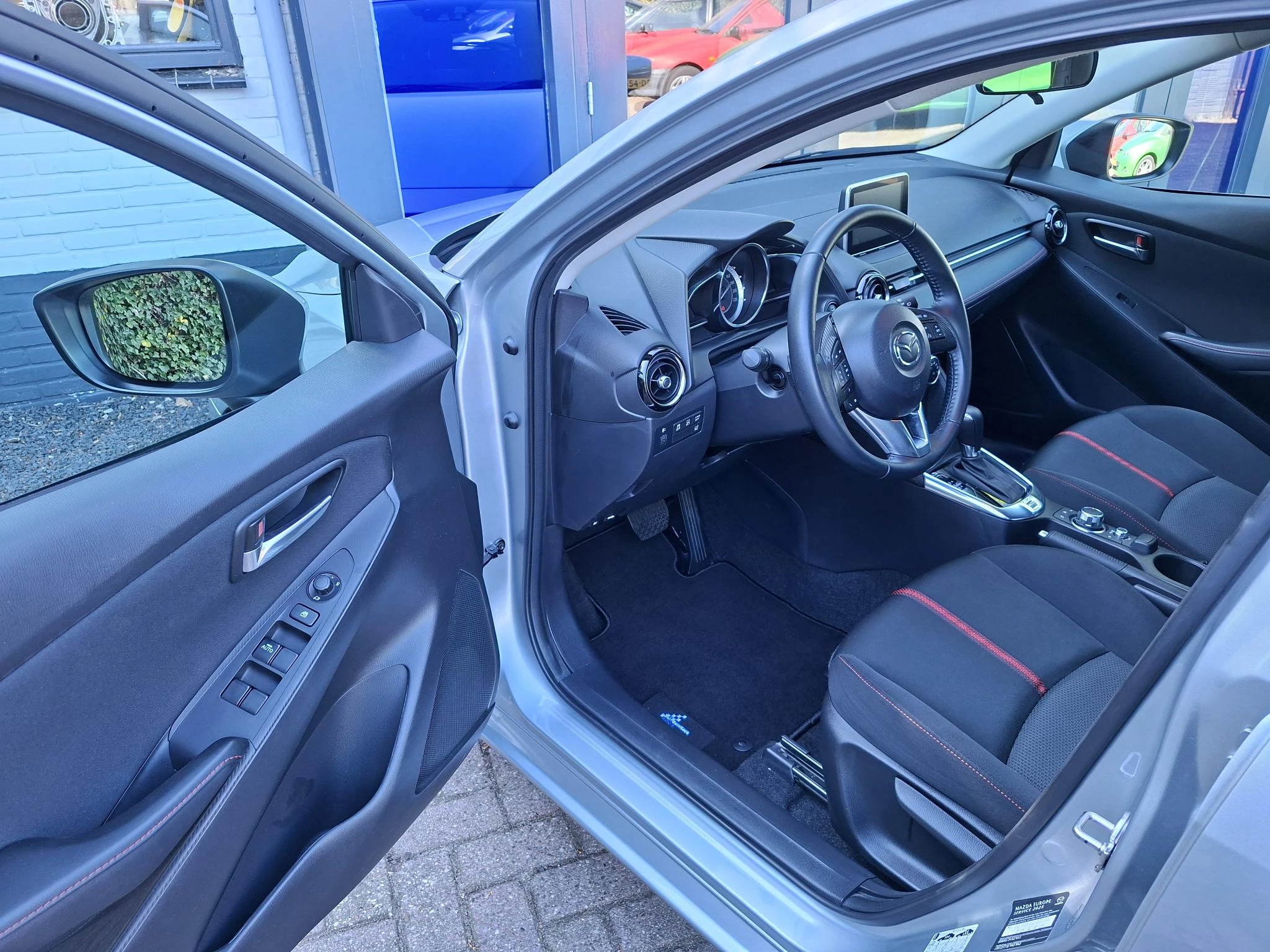 Hoofdafbeelding Mazda 2