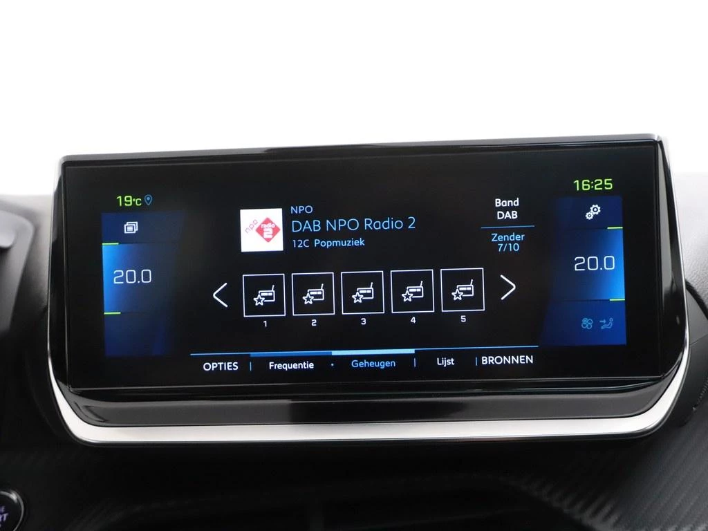 Hoofdafbeelding Peugeot e-208