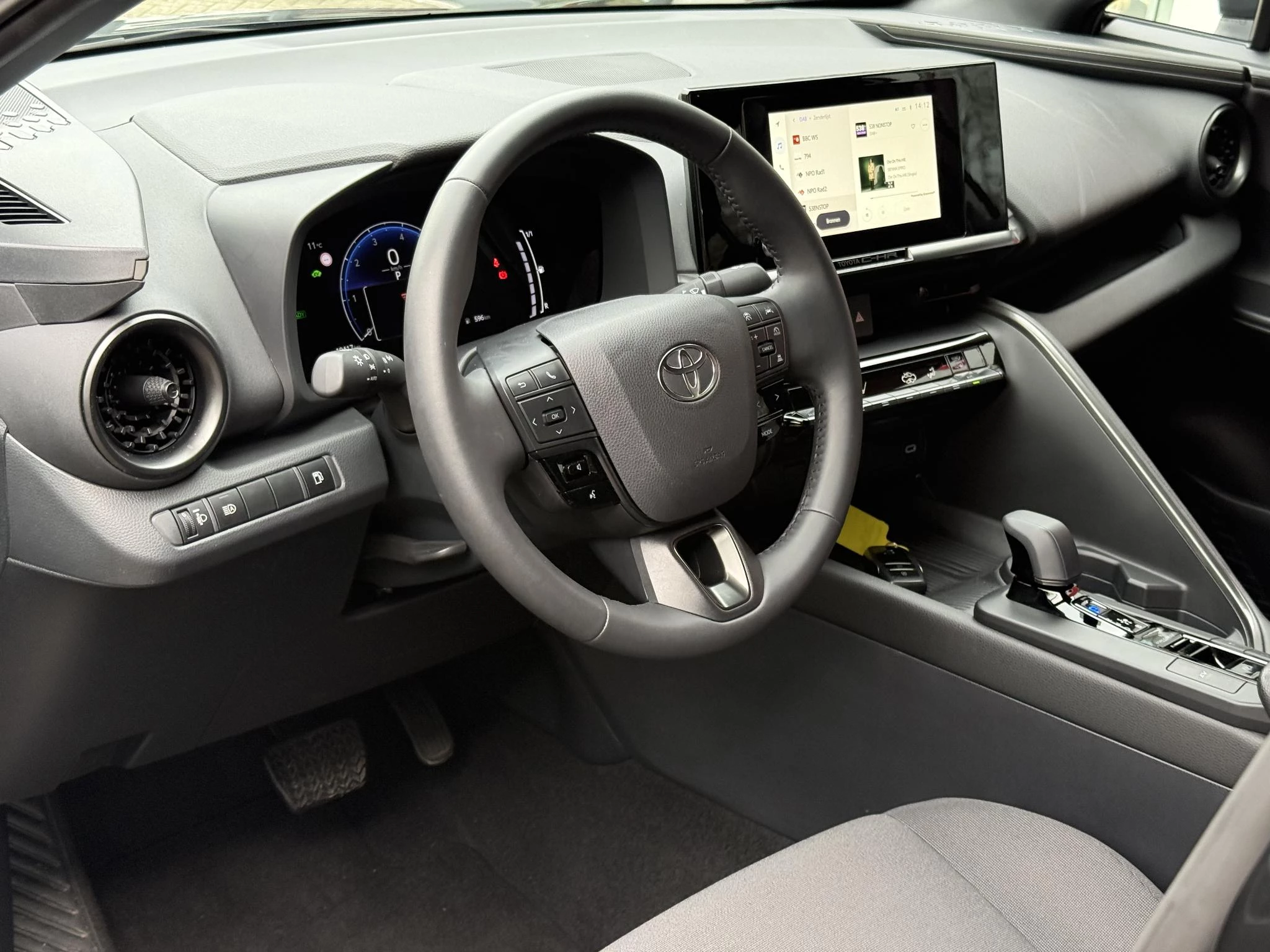 Hoofdafbeelding Toyota C-HR