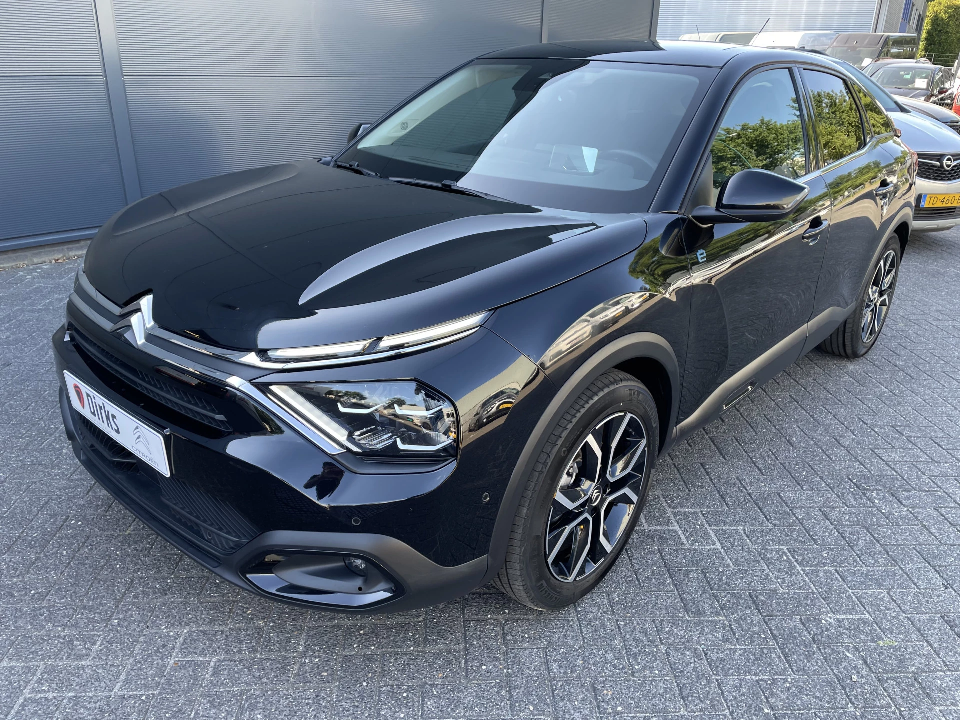 Hoofdafbeelding Citroën ë-C4