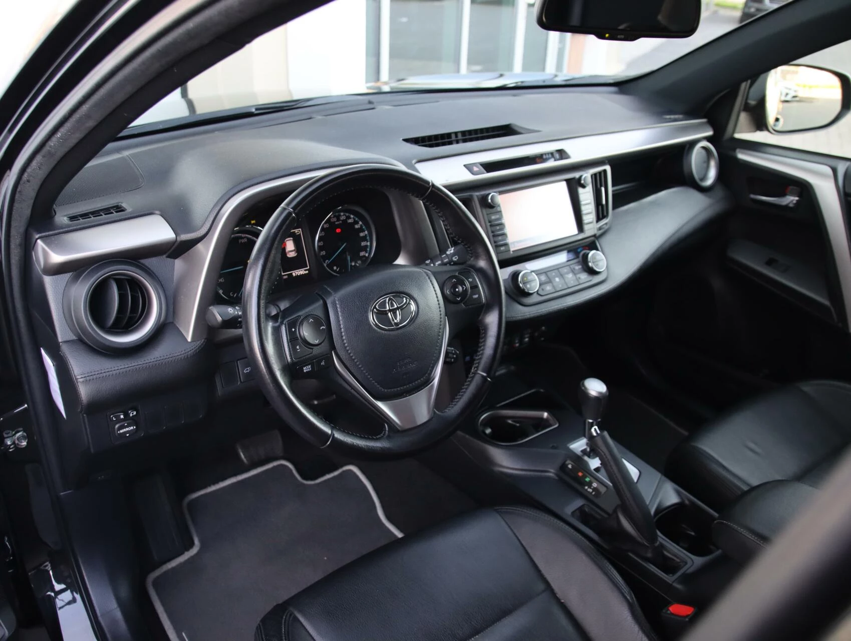 Hoofdafbeelding Toyota RAV4