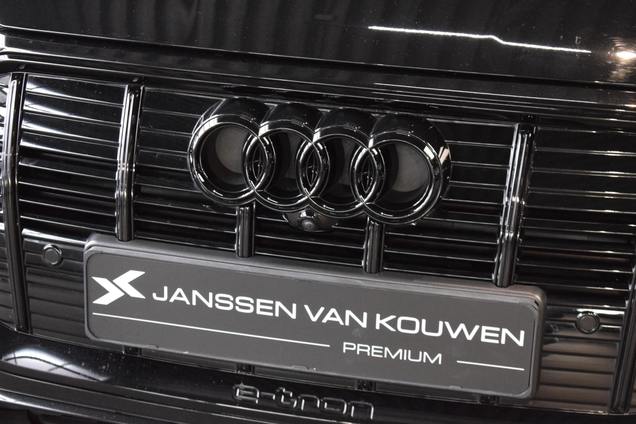 Hoofdafbeelding Audi e-tron