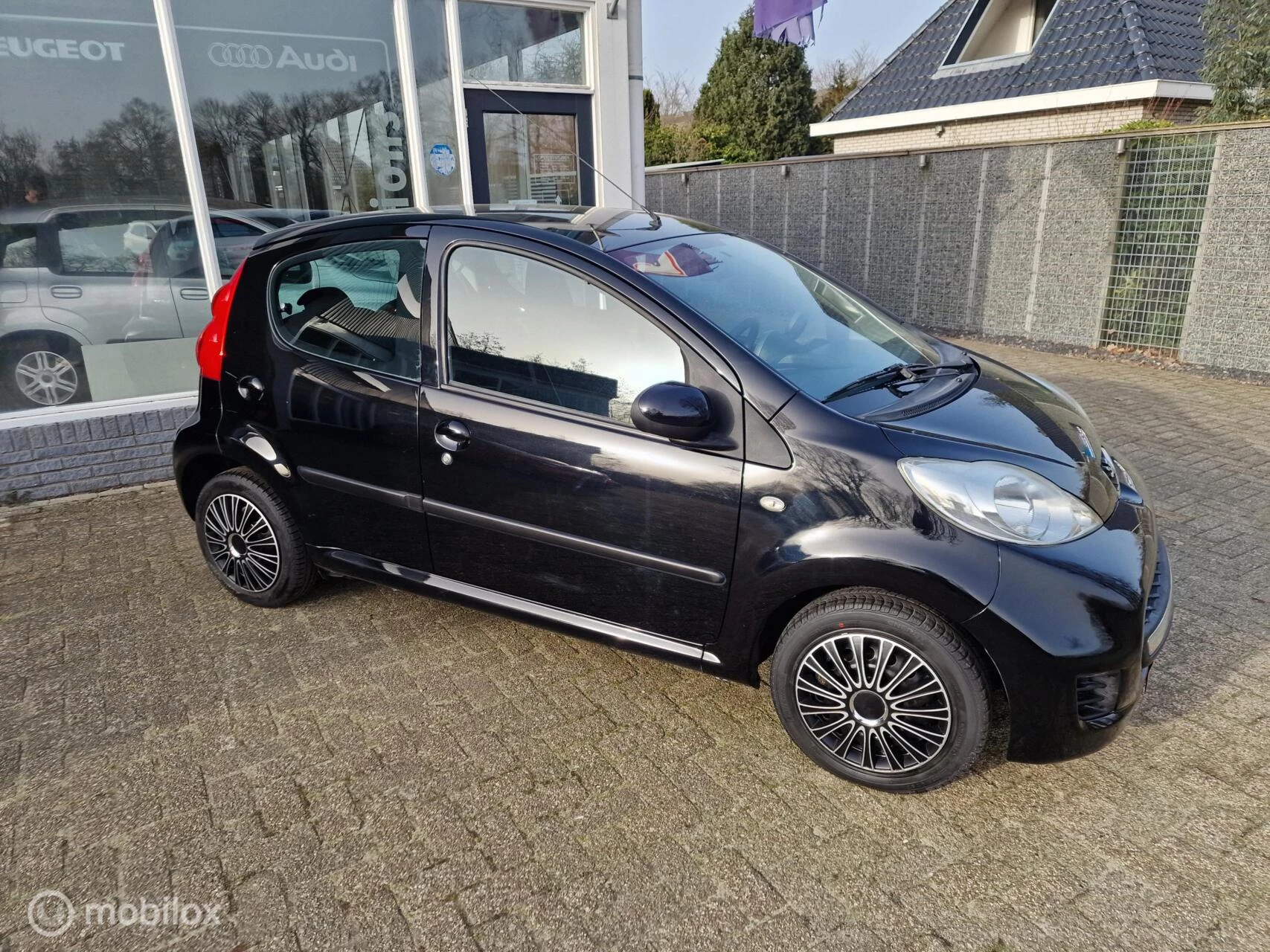 Hoofdafbeelding Peugeot 107