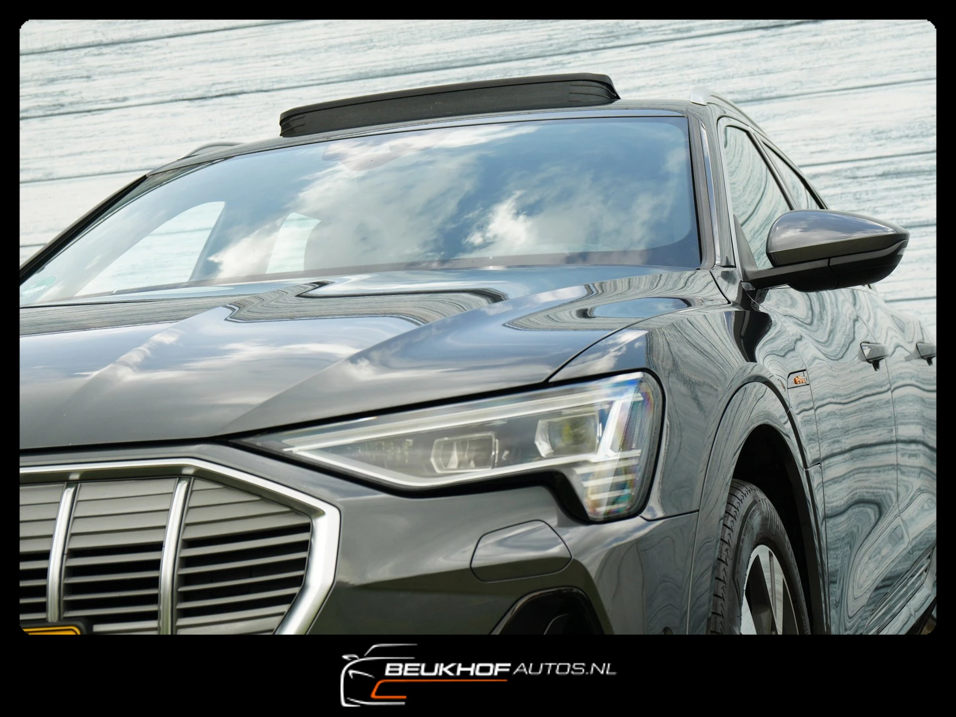 Hoofdafbeelding Audi e-tron