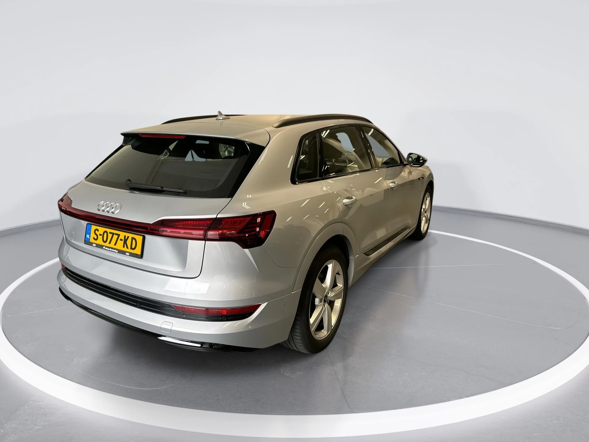 Hoofdafbeelding Audi e-tron